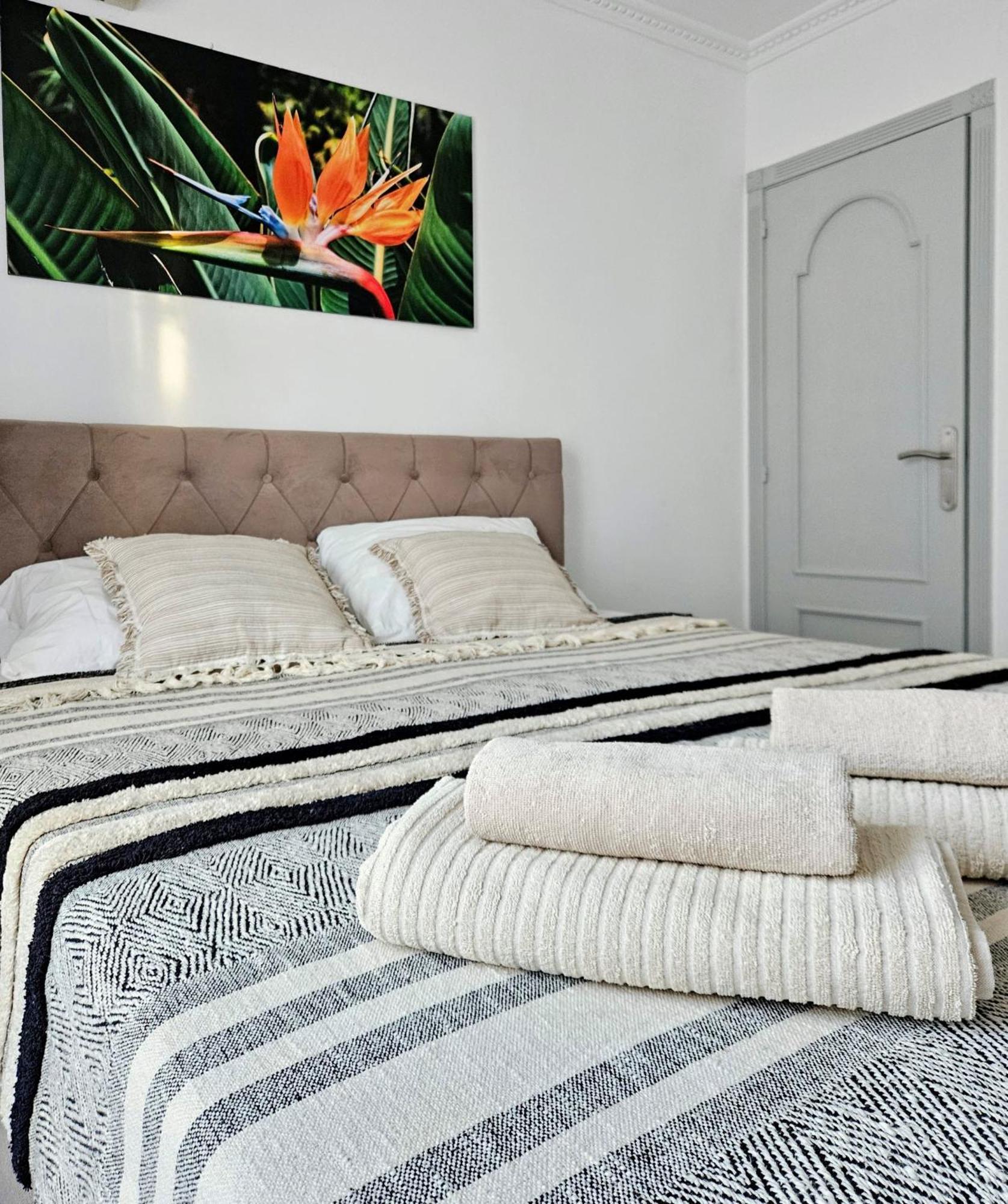 Mirador Apartments Beach First Line سانتا بولا المظهر الخارجي الصورة
